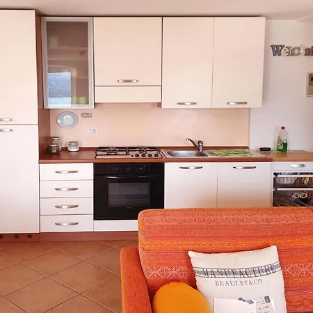 Moderne Ferienwohnung Mit Wunderbarem Seeblick Und Pool * Consiglio di Rumo